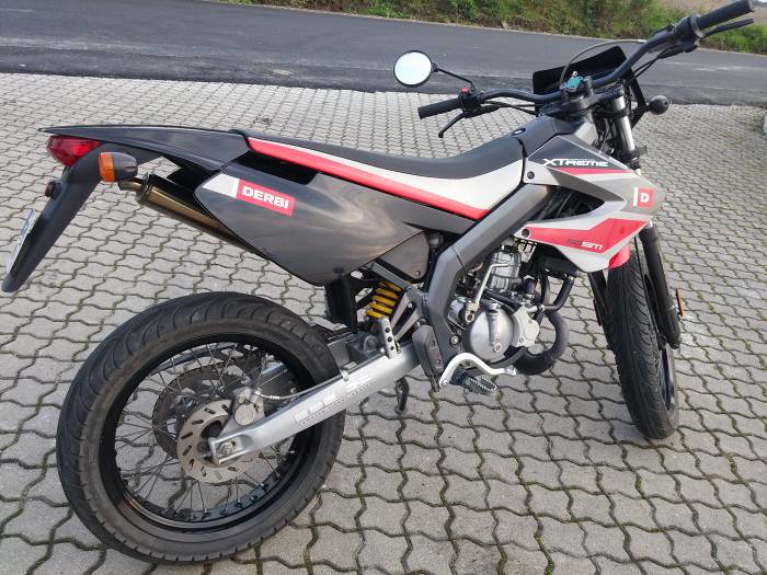 derbi senda 50 sm sprzedam motorower cross. sprzedam derbi sende 50 sm stan iga! z symbolicznym przebiegiem 6060 km. wicej info tel. 697851616  wojewdztwo kujawsko-pomorskie grudzidz motorrad verkaufen motorcycle sale. motorrad verkaufen motorcycle sale