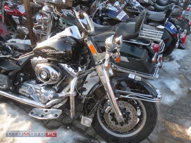harley-davidson road king flhpi police sprzedam motocykl chopper. 2004 harley davidson flhpi police  motocykl jest ju na miejscu w jedwabnem . po opatach celno - podatkowych . niewielkie uszkodzenia . ... >>  wojewdztwo podlaskie jedwabne 18-420 ul.przytulska  motorrad verkaufen motorcycle sale. motorrad verkaufen motorcycle sale