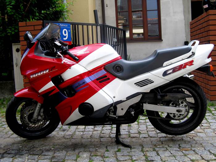 honda cbr 1000 f sc24 sprzedam motocykl sportowo-turystyczny. motocykl bezwypadkowy, ze śladami użytkowania, po regulacji i synchronizacji gaźników, regulacji zaworów, wymianie oleju, wymianie napędu, filtra powietrza (obecnie k&n), opony ... >> województwo mazowieckie warszawa motorrad verkaufen motorcycle sale. motorrad verkaufen motorcycle sale honda cbr 1000 f sc24 sprzedam motocykl sportowo-turystyczny. motocykl bezwypadkowy, ze śladami użytkowania, po regulacji i synchronizacji gaźników, regulacji zaworów, wymianie oleju, wymianie napędu, filtra powietrza (obecnie k&n), opony ... >> województwo mazowieckie warszawa motorrad verkaufen motorcycle sale. motorrad verkaufen motorcycle sale