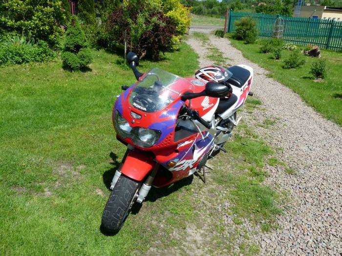 honda fireblade 900rr sprzedam motocykl sportowy. wszystkie szczegoly pod telefonem :)  wojewdztwo maopolskie wieliczka motorrad verkaufen motorcycle sale. motorrad verkaufen motorcycle sale