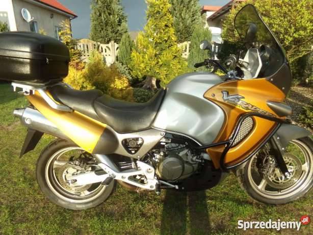 honda xl 1000 varadero sprzedam motocykl enduro. motocykl sprowadzony z niemiec odkupiony od właściciela, oryginalny lakier, oryginalny przebieg. wyposażony w szybę turystyczną, gmole kufer centralny. istnieje możliwość transportu ... >> województwo wielkopolskie Śrem motorrad verkaufen motorcycle sale. motorrad verkaufen motorcycle sale honda xl 1000 varadero sprzedam motocykl enduro. motocykl sprowadzony z niemiec odkupiony od właściciela, oryginalny lakier, oryginalny przebieg. wyposażony w szybę turystyczną, gmole kufer centralny. istnieje możliwość transportu ... >> województwo wielkopolskie Śrem motorrad verkaufen motorcycle sale. motorrad verkaufen motorcycle sale