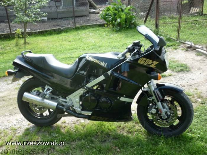 kawasaki gpz 600r sprzedam motocykl sportowo-turystyczny. sprzedam kawasaki gpz 600r z 1991 roku w bardzo dobrym stanie. stan licznika to 46 tys. cena do negocjacji  wojewdztwo podkarpackie rzeszw motorrad verkaufen motorcycle sale. motorrad verkaufen motorcycle sale