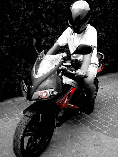 mbk x-power sprzedam motorower sportowy. witam, mam do zaoferowania pastwu motorower mbk x-power ( yamaha tzr - rwnica jedynie malowanie )  podstawowe dane techniczne:   rok produkcji: ... >>  wojewdztwo lubelskie modliborzyce motorrad verkaufen motorcycle sale. motorrad verkaufen motorcycle sale