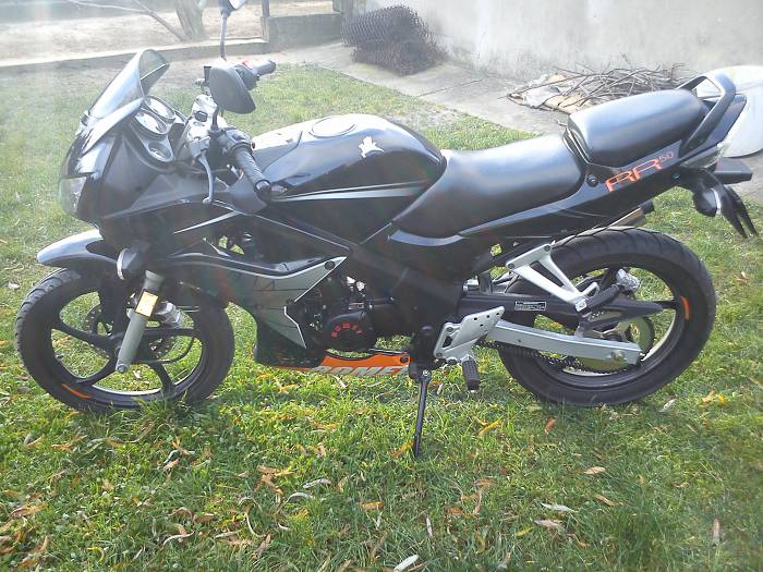 romet rr50 sprzedam motorower skuter. witam mam na sprzeda motorower romet rr 50 w bardzo dobrym stanie.4-suw,chodzony powietrzem,rozruch: elektryczny / nony,przeniesienie napdu: acuch,waga: 115kg,hamulec przd/ty: tarczowy ... >>  wojewdztwo wielkopolskie konin motorrad verkaufen motorcycle sale. motorrad verkaufen motorcycle sale