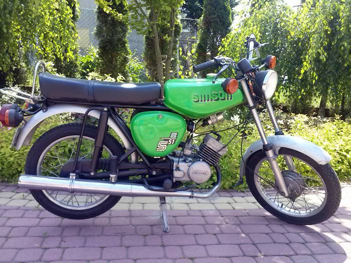 simson s 51 b sprzedam motorower klasyczny. mam do sprzedania motorower simson s 51 b.  rok produkcji 1988. data pierwszej rejestracji 2001 rok. przebieg tylko 5 000 km ... >>  wojewdztwo podkarpackie rzeszw motorrad verkaufen motorcycle sale. motorrad verkaufen motorcycle sale