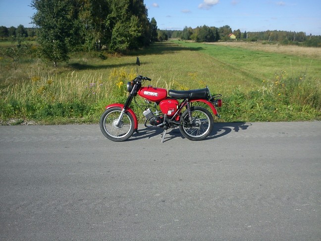 simson s51 sprzedam motorower klasyczny. zanim zoysz oferte przeczytaj dokadnie (!!!) opis  simson jest zarejestrowany i opacony, w 100% sprawny , po remoncie . skrzynia 4 biegi, instalacja ... >>  wojewdztwo witokrzyskie skarysko kocielne motorrad verkaufen motorcycle sale. motorrad verkaufen motorcycle sale