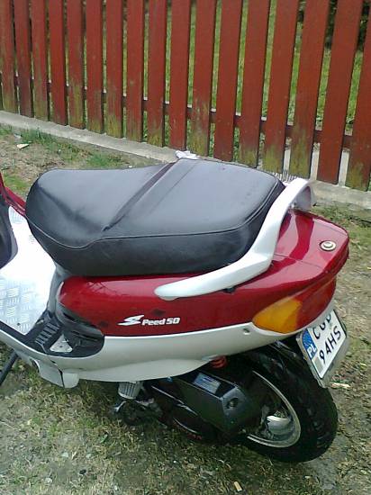 baotian bt49qt-6 sprzedam motorower skuter. witam mam na sprzeda skuter baotian 4-sw 2007 rok poj.50/65 czerwono srebny orginalny lakier zadbany nie wymaga wkadu finansowego. cena to 1650 ... >>  wojewdztwo kujawsko-pomorskie kowalewo pomorskie motorrad verkaufen motorcycle sale. motorrad verkaufen motorcycle sale