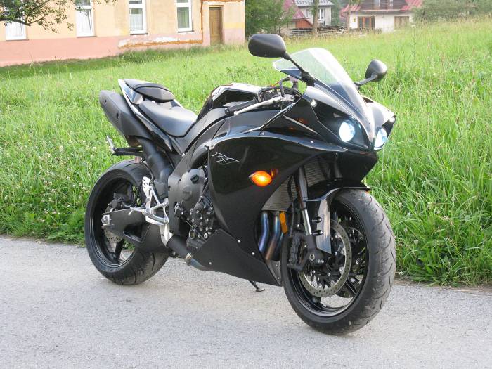 yamaha r1  sprzedam motocykl sportowy. witam posiadam na sprzeda motocykl marki yamaha yzf-r1 z roku 2011. stan techniczny i wizualny wzorowy, 100% bezwypadkowy nigdy nie by ... >>  wojewdztwo maopolskie rabka motorrad verkaufen motorcycle sale. motorrad verkaufen motorcycle sale