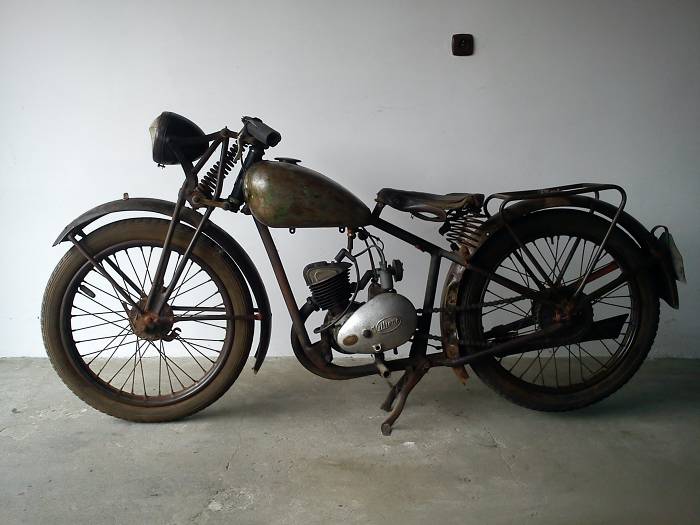 durkopp m12 z silnikiem villers sprzedam motocykl zabytkowy. motocykl durkopp m12 pochodzacy prawdopodobnie z 1938 lub 1939 roku. motocykl posiada zamontowany silnik marki villers o pojemnoci 98 ccm. motocykl ... >>  wojewdztwo witokrzyskie ostrowiec witokrzyski motorrad verkaufen motorcycle sale. motorrad verkaufen motorcycle sale