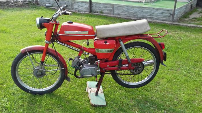 romet 50-t-1 sprzedam motorower zabytkowy. sprzedam romet 50-t1 rok produkcji 1976, 3 biegowy, sprawny, zarejestrowany.  wojewdztwo dolnolskie luba motorrad verkaufen motorcycle sale. motorrad verkaufen motorcycle sale