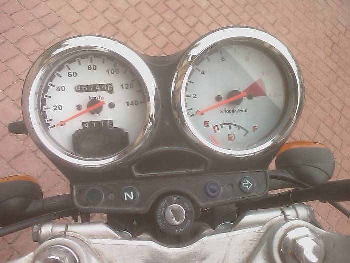 yamasaki y sprzedam motorower sportowy. motorower w cigym uytkowaniu.  troch spraw technicznych: motorower jest z 2010 roku zakupiony 5.10.2010 aktualny przebieg 8700 km pojemno silnika: 110 ccm, ale zarejestrowany jest ... >>  wojewdztwo lskie katowice motorrad verkaufen motorcycle sale. motorrad verkaufen motorcycle sale